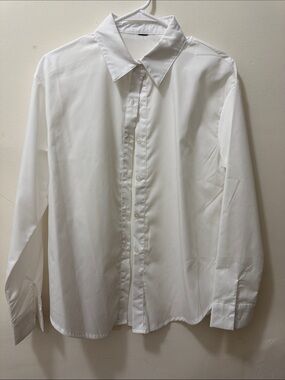 Women’s White Long-Sleeve Dress Shirt - Classic Button-Front